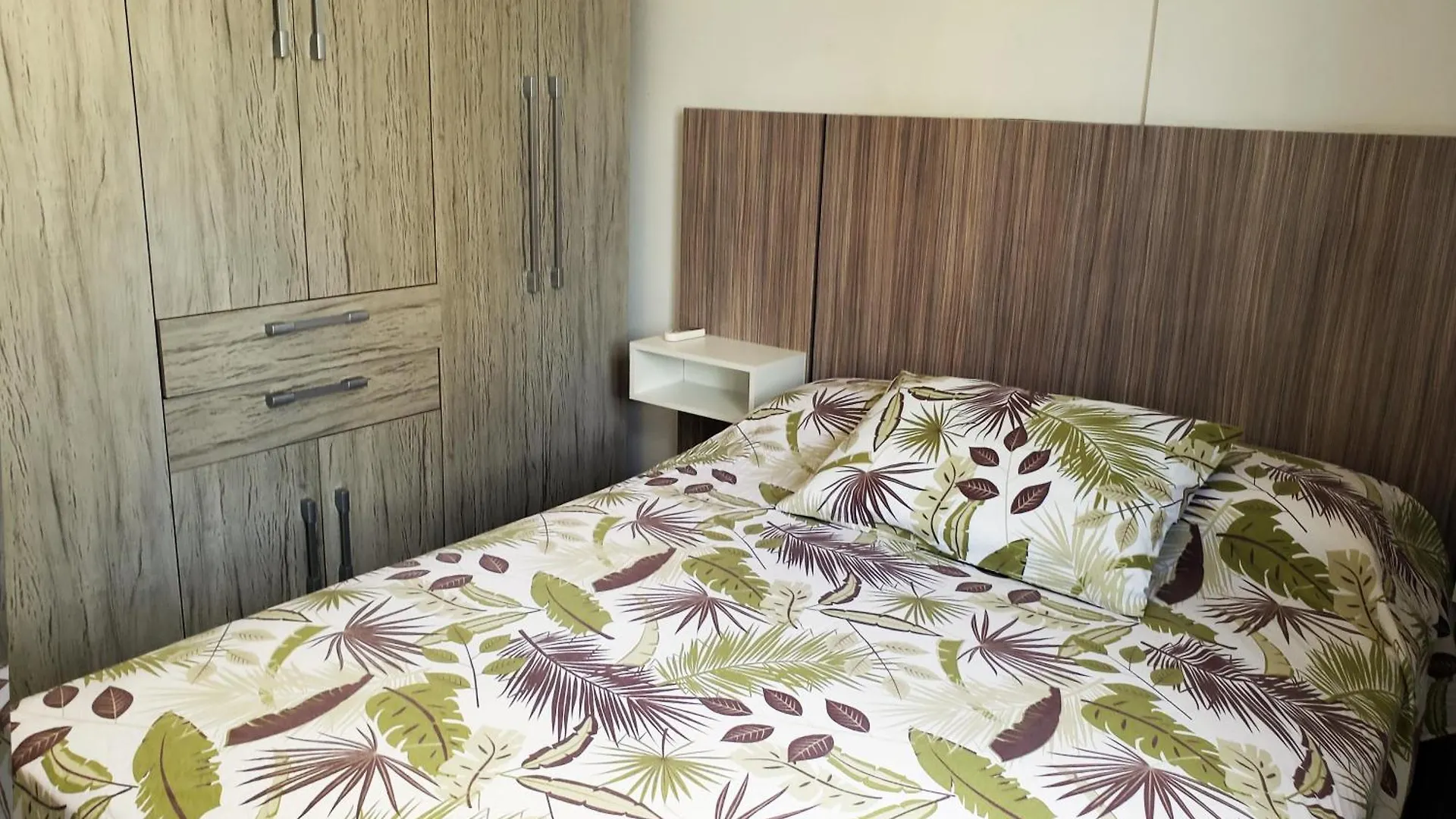 Balneário Camboriú Apartamento 2 Quartos Com Ar Condicionado דירה